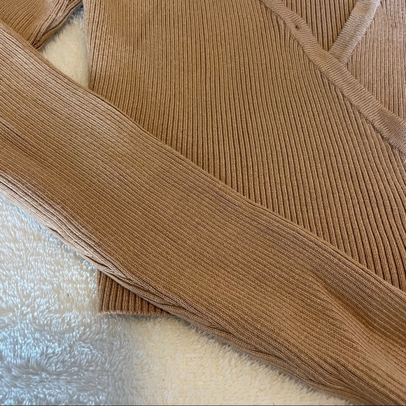 Forever 21 Ribbed Sweater - Picture 2 of 5